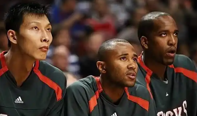 开云体育登录入口-15岁成为父亲，为养家糊口勇闯NBA，二轮秀逆袭成为全明星